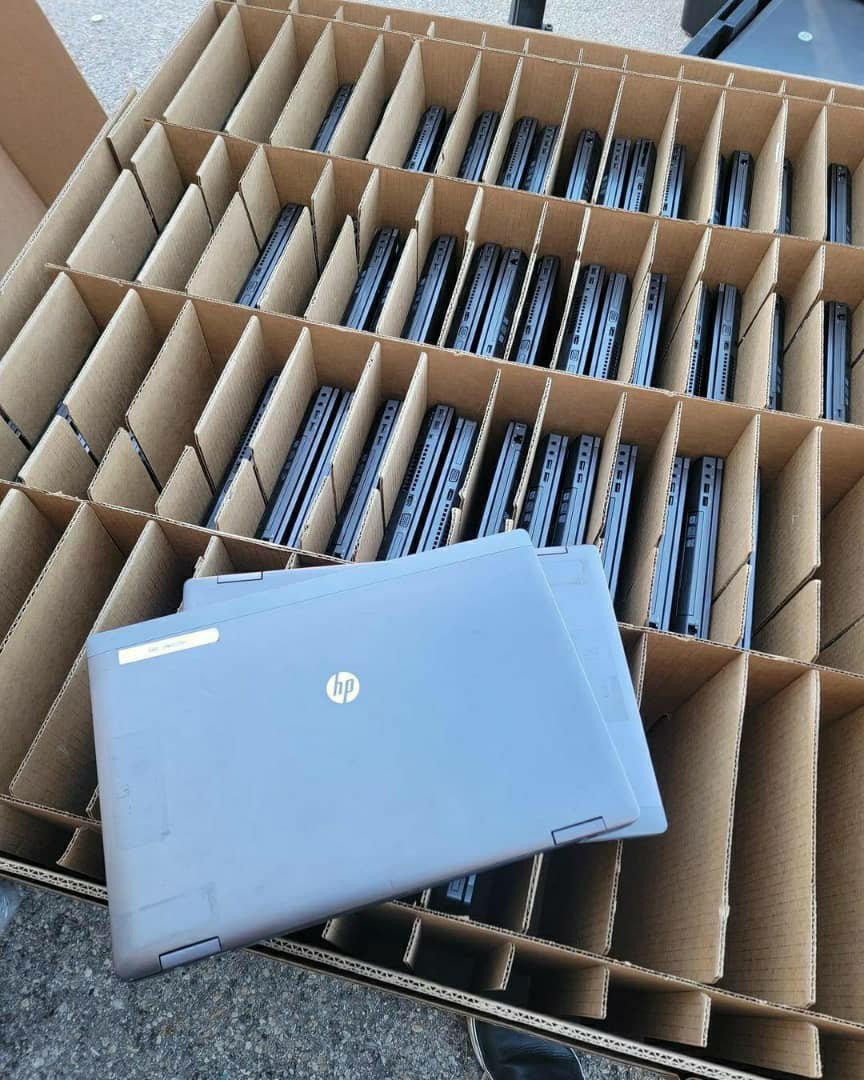HP/DELL LAPTOPS PALLETS