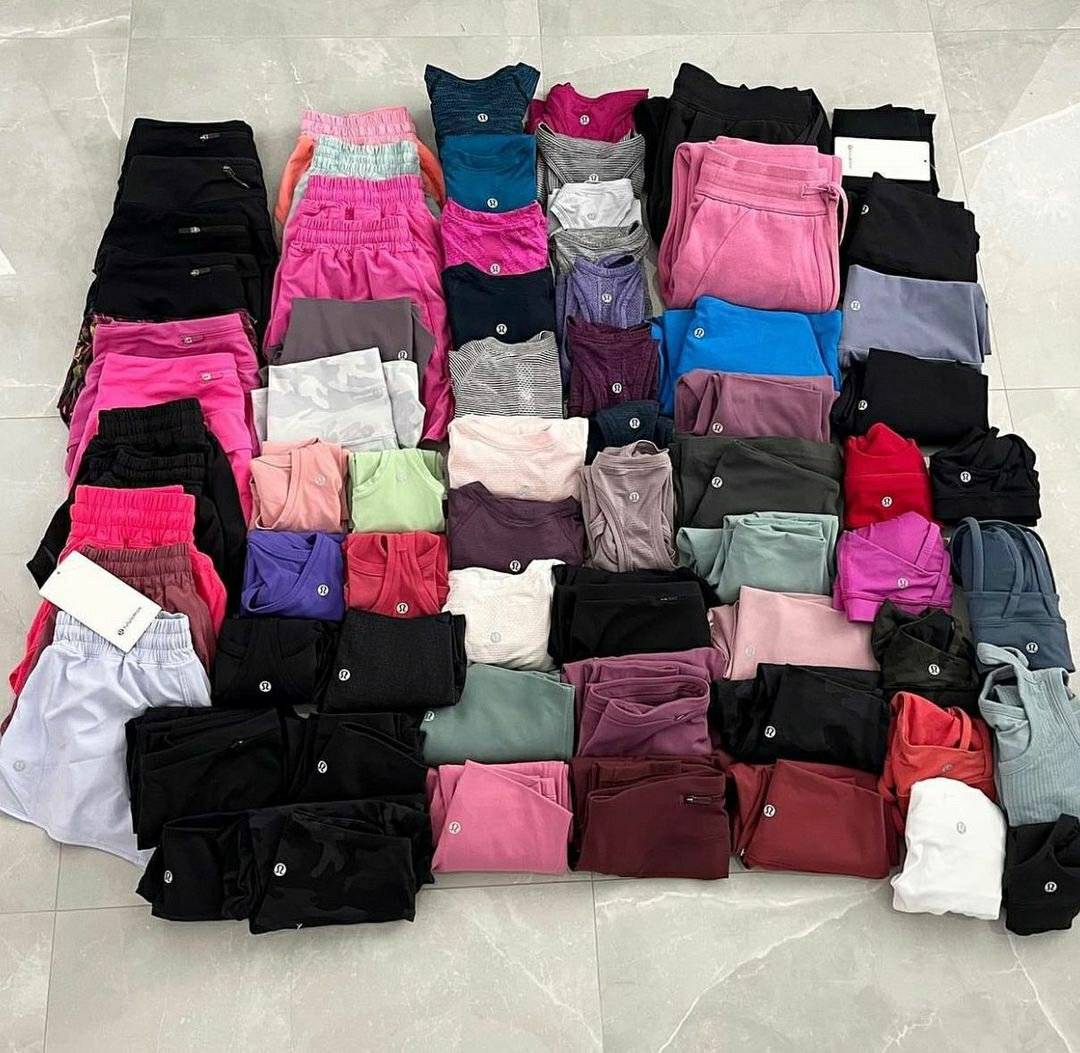 Lululemon clothes pallets